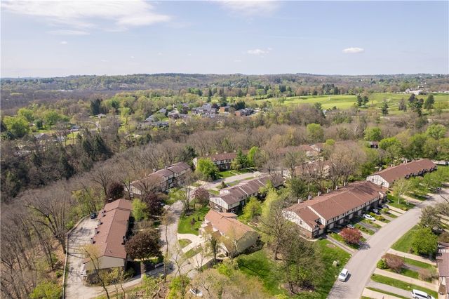 4573 Bucktail Dr, Hampton, PA 15101