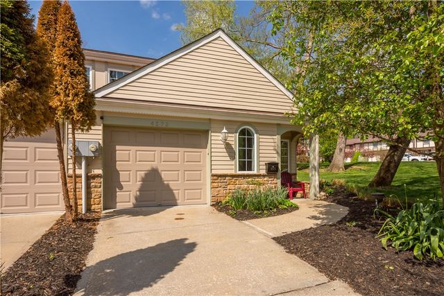 4573 Bucktail Dr, Hampton, PA 15101