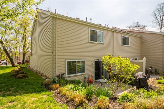 4573 Bucktail Dr, Hampton, PA 15101