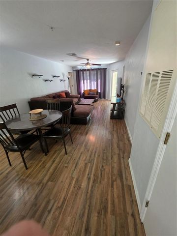 4000 SW 23RD STREET 6-305, Gainesville, FL 32608