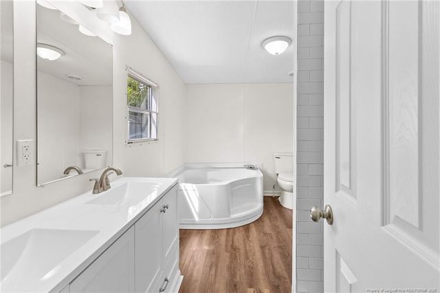 2504 Carriage Road, Fayetteville, NC 28312