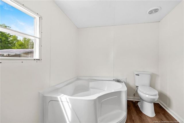 2504 Carriage Road, Fayetteville, NC 28312