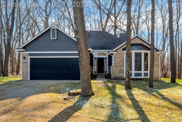 10557 Skeman Road, Brighton Township, MI 48114