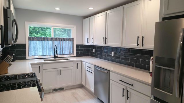 616 Lakeshore Drive, Cadillac, MI 49601