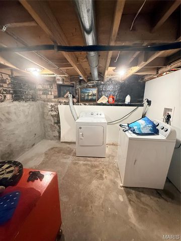 1901 Agnes Street, St Louis, MO 63107