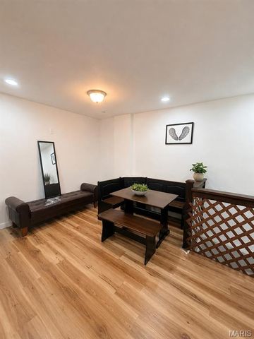 1901 Agnes Street, St Louis, MO 63107
