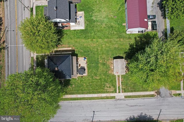 2536 CORNWALL RD, Lebanon, PA 17042