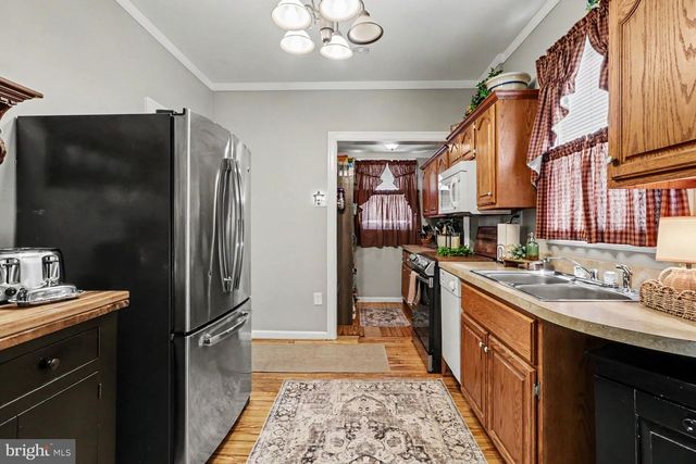 2536 CORNWALL RD, Lebanon, PA 17042