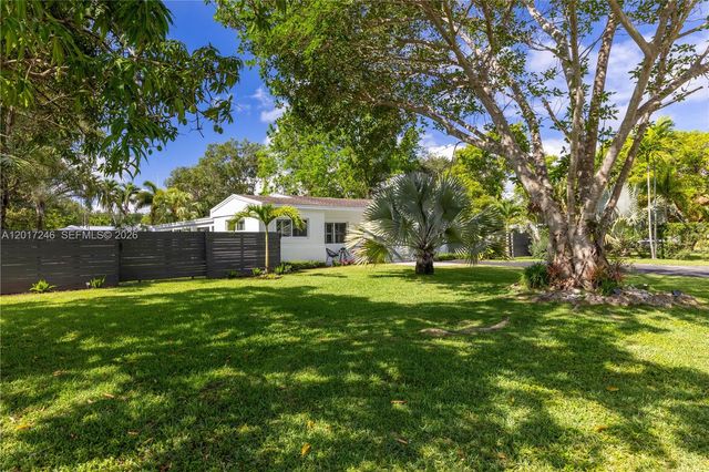 7000 SW 59th ST, Miami, FL 33143