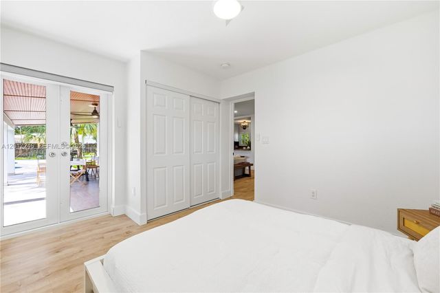 7000 SW 59th ST, Miami, FL 33143