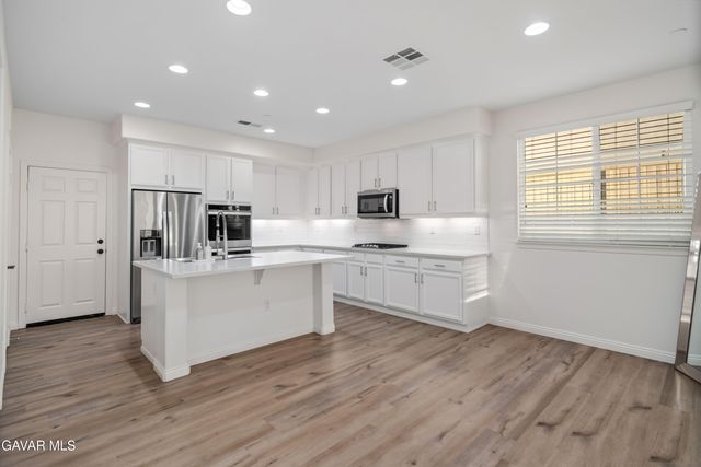 11268 Price Drive, Loma Linda, CA 92354