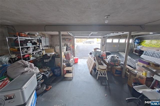 20 Toronto Court, Maplewood, NJ 07040