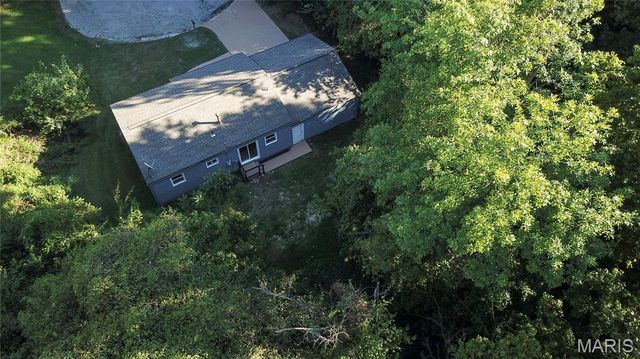 66 Birch Drive, Belleville, IL 62223