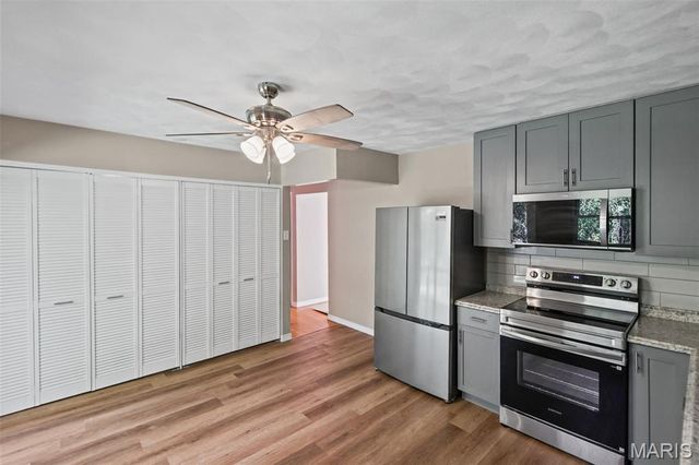 66 Birch Drive, Belleville, IL 62223