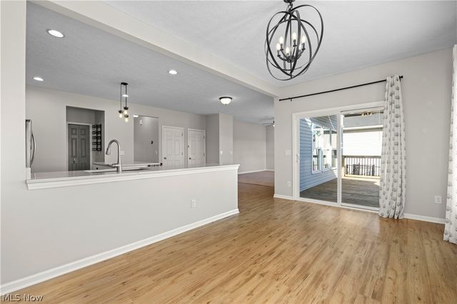 6715 High Perch Drive, North Ridgeville, OH 44039