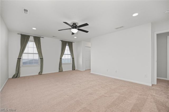 6715 High Perch Drive, North Ridgeville, OH 44039