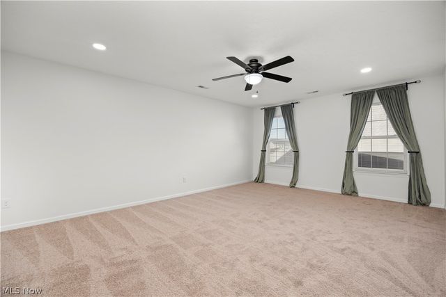 6715 High Perch Drive, North Ridgeville, OH 44039