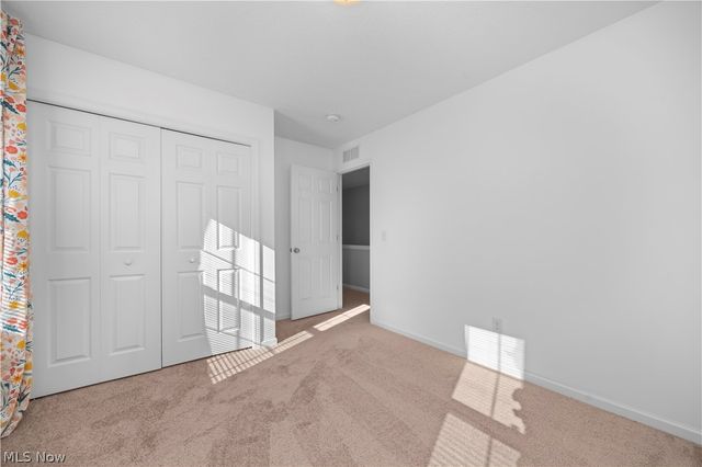 6715 High Perch Drive, North Ridgeville, OH 44039