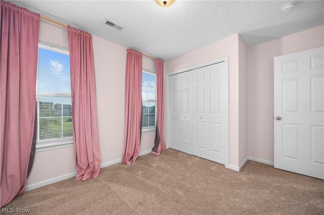 6715 High Perch Drive, North Ridgeville, OH 44039