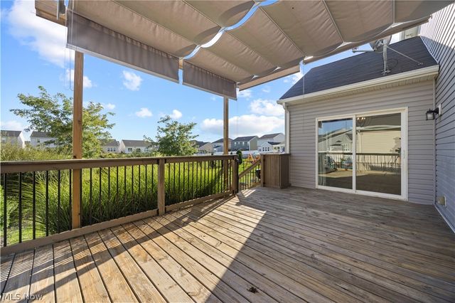 6715 High Perch Drive, North Ridgeville, OH 44039