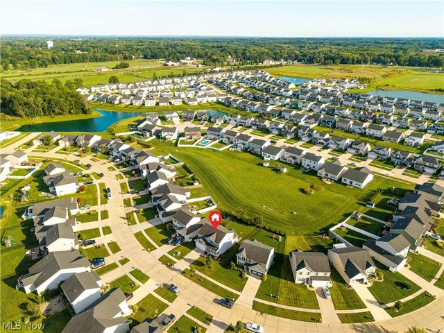 6715 High Perch Drive, North Ridgeville, OH 44039