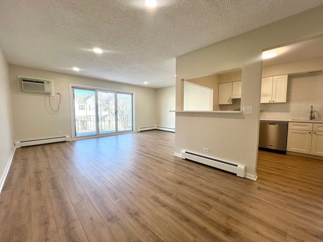 1279 Harding Avenue 3B, Des Plaines, IL 60016