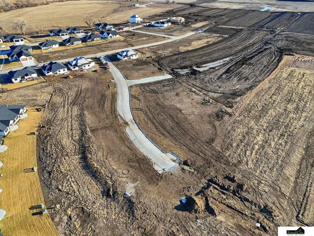 9417 S 88th Street, Lincoln, NE 68526