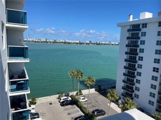 7501 E Treasure Dr 8A, North Bay Village, FL 33141