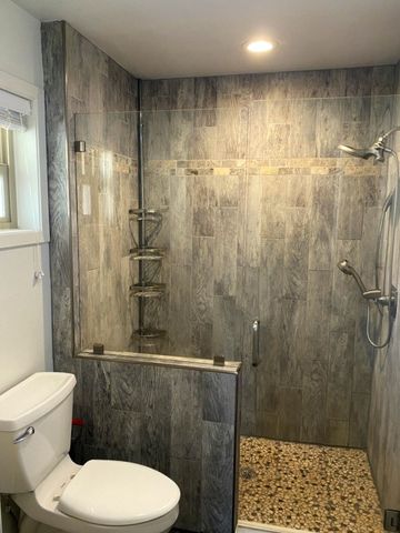 414 Meadow Ridge Dr, Kerrville, TX 78028