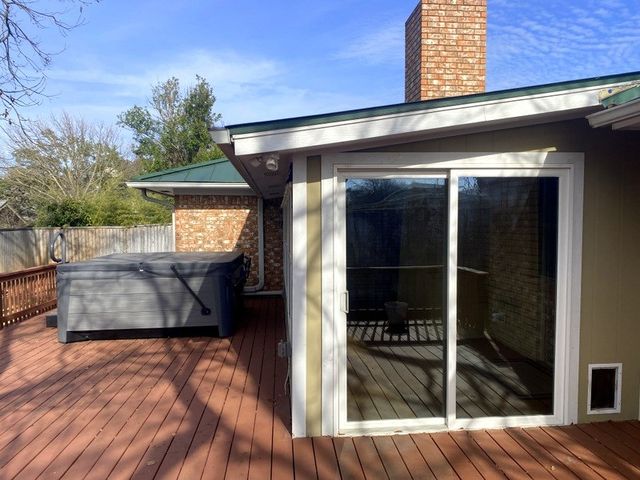 414 Meadow Ridge Dr, Kerrville, TX 78028