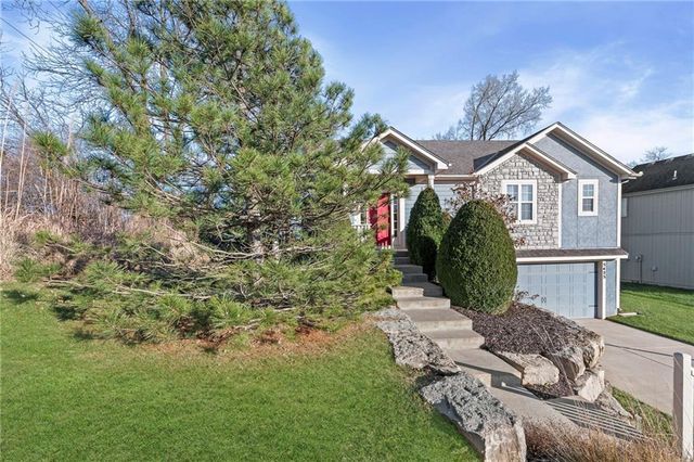 5425 N 102nd Street, Kansas City, KS 66109