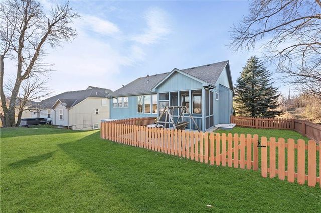 5425 N 102nd Street, Kansas City, KS 66109