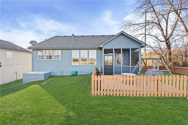 5425 N 102nd Street, Kansas City, KS 66109