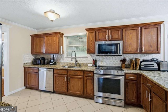 1658 Duren Fields Way, Lithonia, GA 30058