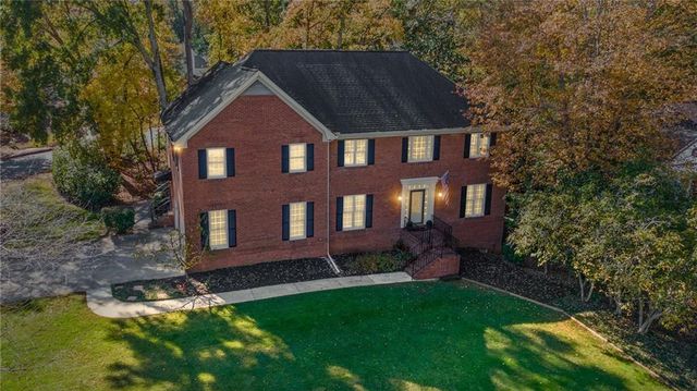 4035 Willows Way, Marietta, GA 30062