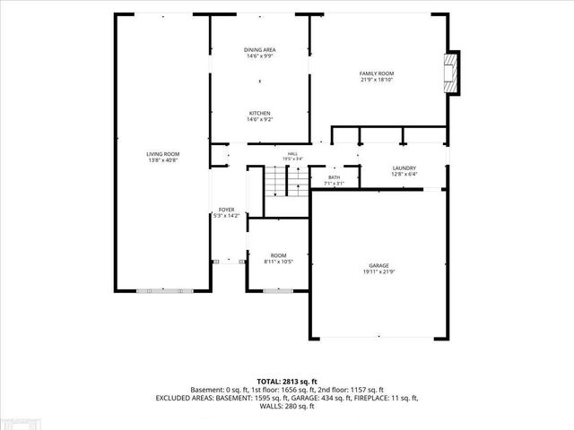 901 Hollywood Avenue, Grosse Pointe Woods, MI 48236