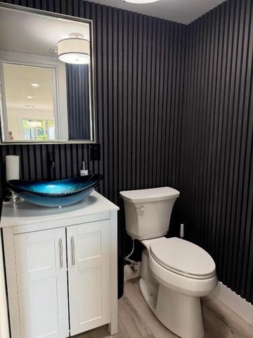 126 Harbor Circle, Delray Beach, FL 33483