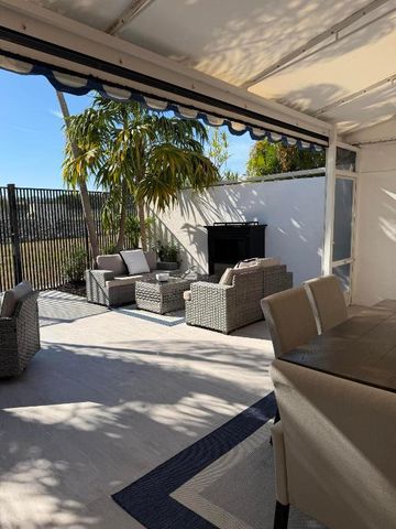 126 Harbor Circle, Delray Beach, FL 33483