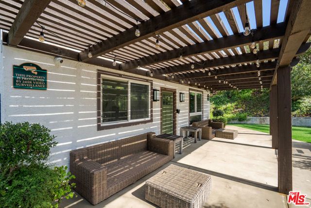 1612 Palisades Drive, Pacific Palisades (los Angeles), CA 90272