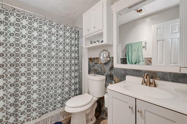 9718 Whitepost Lane, Houston, TX 77086