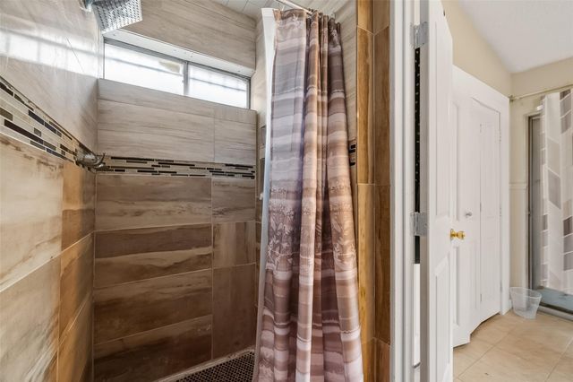 9718 Whitepost Lane, Houston, TX 77086