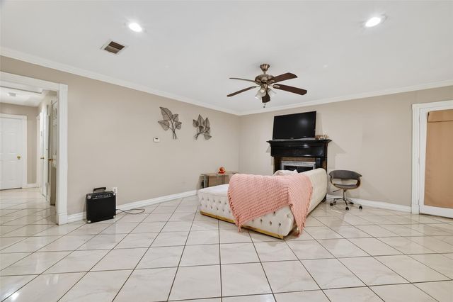 9718 Whitepost Lane, Houston, TX 77086