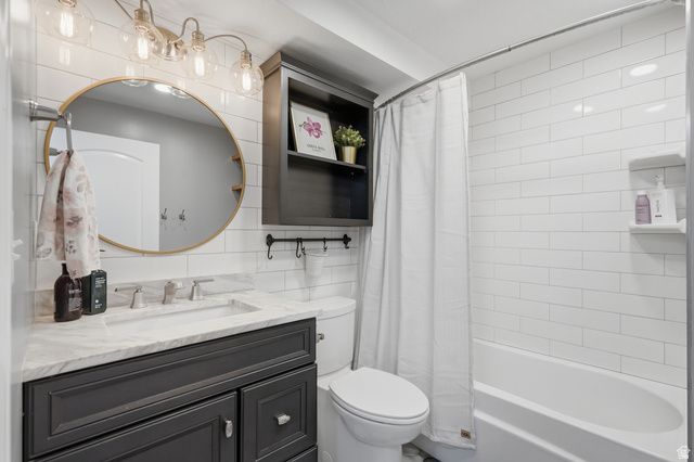 5842 S FONTAINE BLEU CIR, Murray, UT 84121