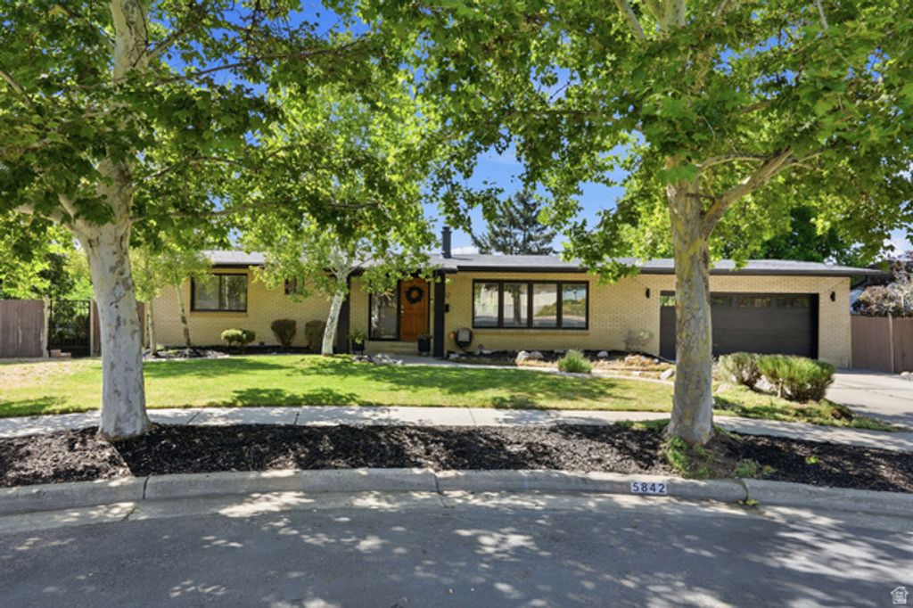 5842 S FONTAINE BLEU CIR, Murray, UT 84121