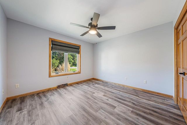 1549 BELLE PLANE CIRCLE, Green Bay, WI 54313