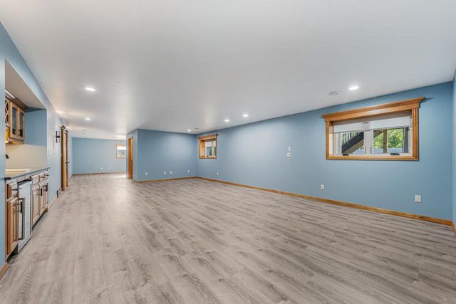 1549 BELLE PLANE CIRCLE, Green Bay, WI 54313