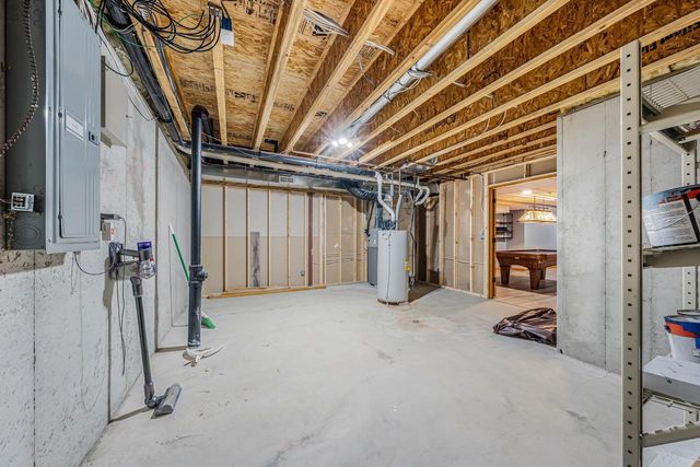 1549 BELLE PLANE CIRCLE, Green Bay, WI 54313