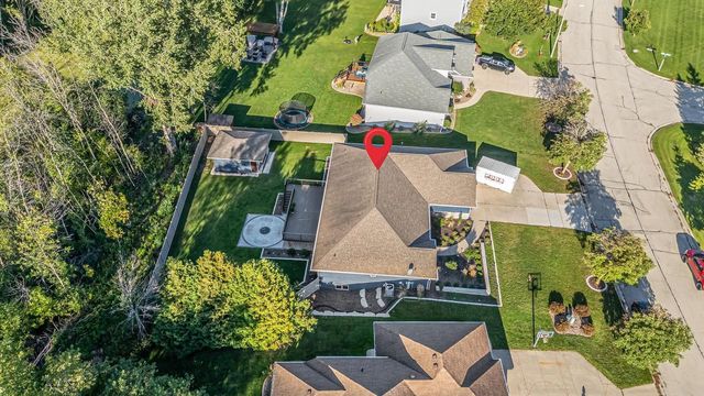 1549 BELLE PLANE CIRCLE, Green Bay, WI 54313