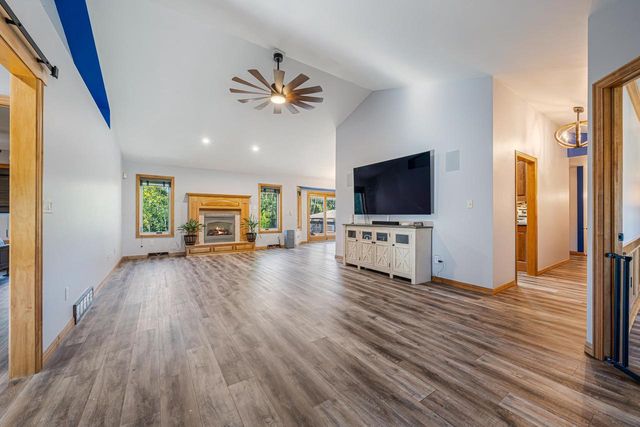 1549 BELLE PLANE CIRCLE, Green Bay, WI 54313