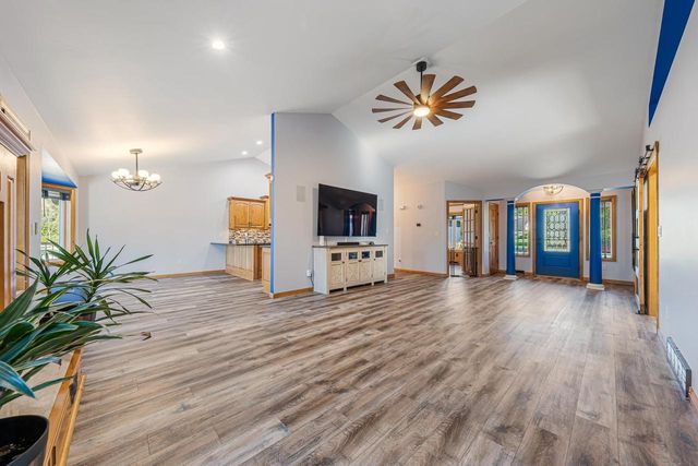 1549 BELLE PLANE CIRCLE, Green Bay, WI 54313